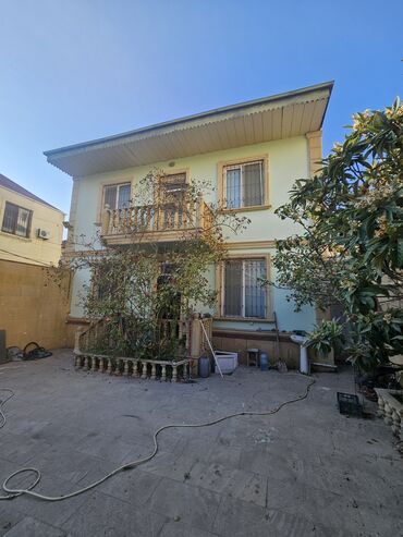 Həyət evləri və villaların satışı: 3 otaqlı, 100 kv. m, Orta təmir — 2