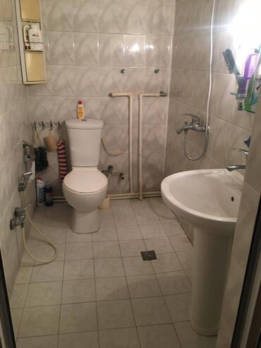 Uzunmüddətli kirayə evlər: 170 kv. m, 4 otaqlı -da lalafo.az — 14 Uzunmüddətli kirayə evlər: 170 kv. m, 4 otaqlı — 14