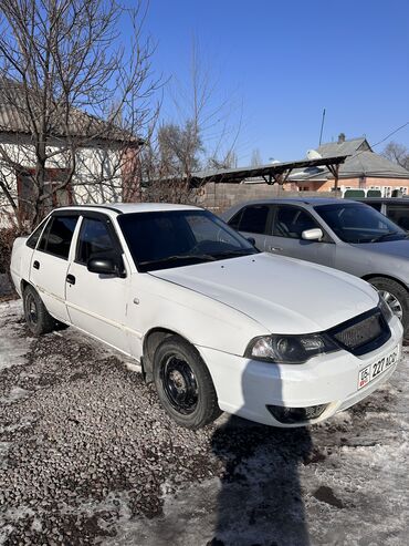 Daewoo: Daewoo Nexia: 2011 г., 1.5 л, Механика, Бензин, Седан