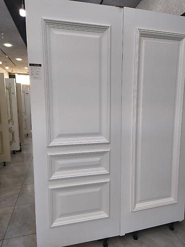 Qapılar və aksessuarlar: Ağ rəngli klassik interyer qapısı - Material: MDF üzərində yüksək — 1