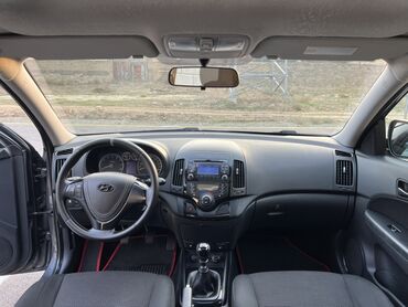 Hyundai: Hyundai i30: 1.4 l | 2009 il Hetçbek — 7