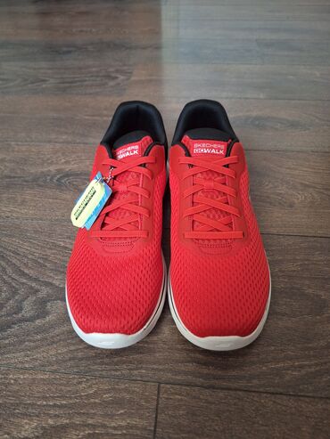 Krasofkalar və idman ayaqqabıları: Təmiz Skechers (İdman ayaqqabisi)Yay (US istehsali) (Geyinməyib) 45
