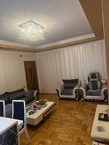 Mənzillər: 3 otaqlı, Yeni tikili, 125 kv. m — 4