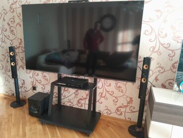 Kronşteynlər: 32 düyümdən 100 düyümə kimi Televizorlar üçün təkərli mobil stendlər -da lalafo.az — 2 Kronşteynlər: 32 düyümdən 100 düyümə kimi Televizorlar üçün təkərli mobil stendlər — 2