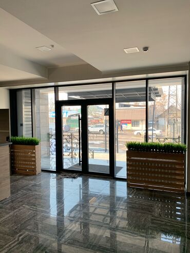 Алюминиевые окна на заказ: • Алюминиевый тамбур. • Входная группа ● Алюминиевые — 22