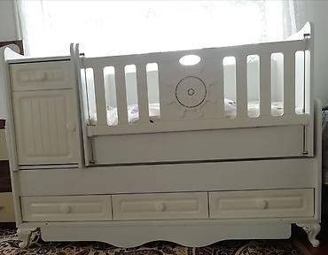 damla divan desti: Uşaq beşiyi – transformasiya olunan model - Rəng: ağ - Material — 1