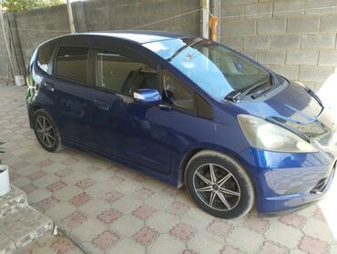 фит мухабойка: Honda Fit: 2008 г., 1.5 л, Вариатор, Бензин, Хетчбек