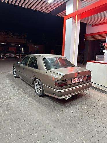 Mercedes-Benz W124: 1988 г., 2.3 л, Механика, Газ, Седан