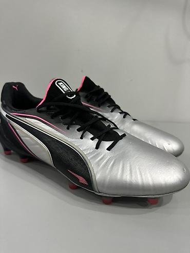 Футбольные бутсы Puma King – шипованные для искусственного и
