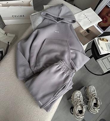 Gornji i donji deo: Full termo
Uni velicina 
Cena samo 2600 din — 10