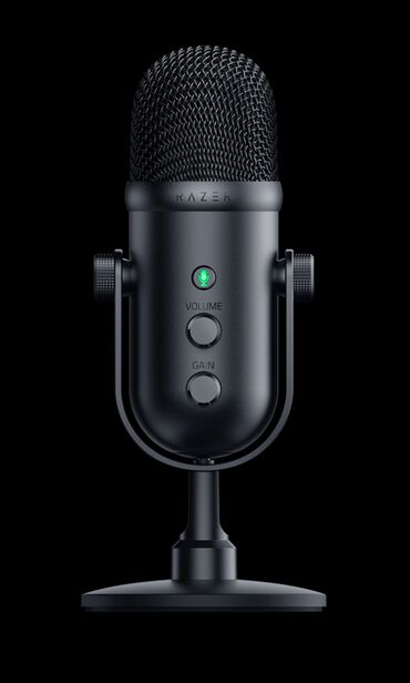 Студийные микрофоны: Микрофон Razer Seiren V2 Pro черного цвета. Это профессиональный