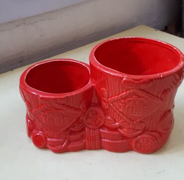 ваза керамика: Вазочка небольшая,керамика,как новая