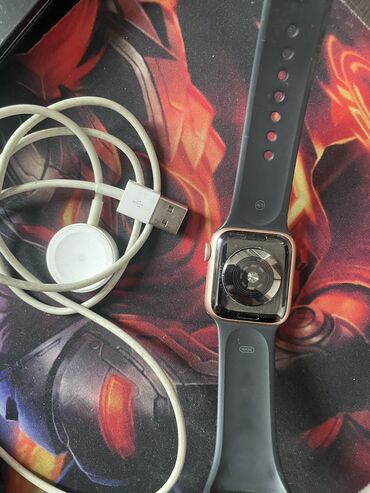 Смарт-часы: Продаю или меняю Смарт-часы Apple Watch — с черным ремешком и корпусом