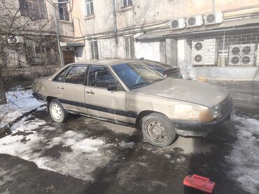 Audi: Audi 100: 1986 г., 1.8 л, Механика, Бензин, Седан