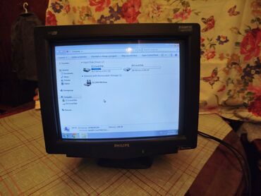 Monitori: Stari retro Philips monitor 107E6 - vintage. Boj malo vuce na crno na lalafo.rs — 2 Monitori: Stari retro Philips monitor 107E6 - vintage. Boj malo vuce na crno — 2