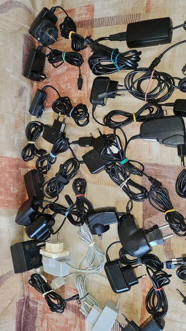 Lenovo: RAZNI MUSKI SATOVIJEFTINO za stare mobilne telefone, retro, cwna po — 3