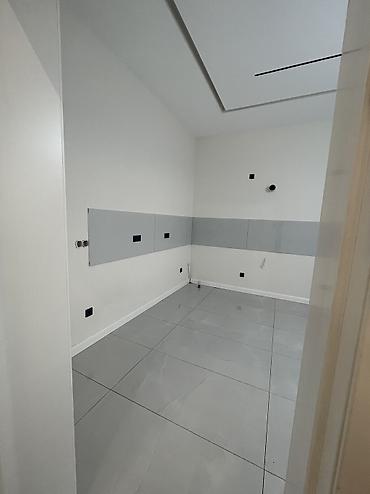 Продажа коттеджей и домов: 6 комнат и более, 300 м², 4 соток, Бишкек, Агентство недвижимости — 31