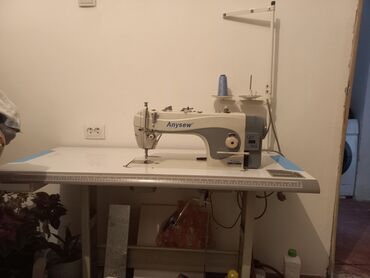 чешскую швейную машинку: Швейная машина Китай, Электромеханическая, Автомат