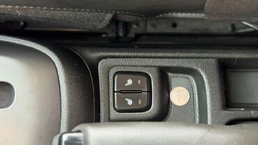 Chevrolet: Chevrolet Spark: 2018 г., 1 л, Вариатор, Бензин, Хэтчбэк — 17