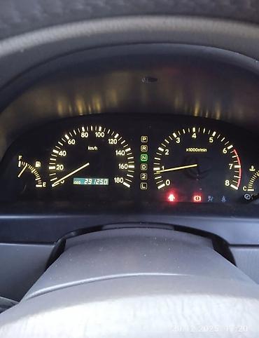 Toyota: Toyota Ipsum: 2001 г., 2 л, Автомат, Бензин, Минивэн — 6