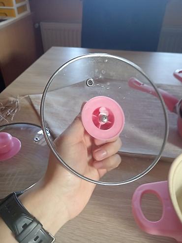 Kompleti posuđa: Komplet posuđa i kuhinjskog pribora – roze - Posuđe: tri — 12