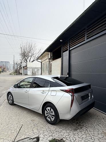 Toyota: Toyota Prius: 2018 г., 1.8 л, Вариатор, Гибрид, Лифтбек — 4