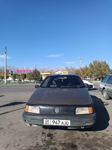 ланос обмен: Volkswagen Passat: 1988 г., 1.8 л, Механика, Бензин, Седан