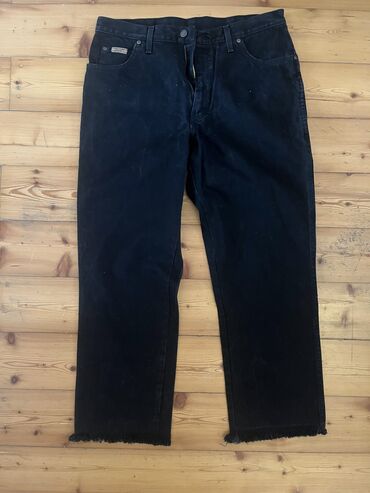 Рубашки: Baggy cins Şalvar,ideal veziyetdedir,cox gesey oturur.36-34 razmer