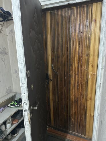купити диван бу кривий ріг: Дверь для квартиры, Бронированные, Советская, Другой производитель, 210 * x 86 см, Б/у at lalafo.kg купити диван бу кривий ріг: Дверь для квартиры, Бронированные, Советская, Другой производитель, 210 * x 86 см, Б/у
