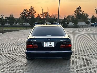 салон машины: Mercedes-Benz E-Class: 1997 г., 3.2 л, Автомат, Седан — 9