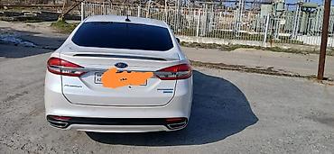 fusion 2016: Ford Fusion: 2 l | 2016 il Sedan — 2
