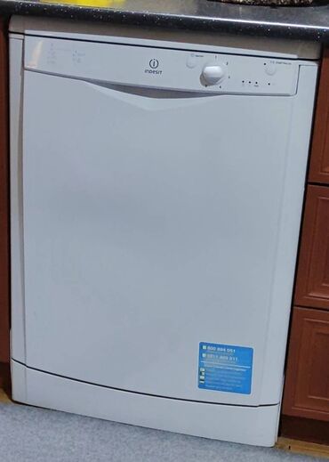Qabyuyan maşınlar: Qabyuyan maşın Indesit, Tam qabaritli (60 sm.)