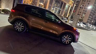 subaru forester 2016: Kia Sportage: 2016 г., 2.4 л, Бензин, Кроссовер — 2