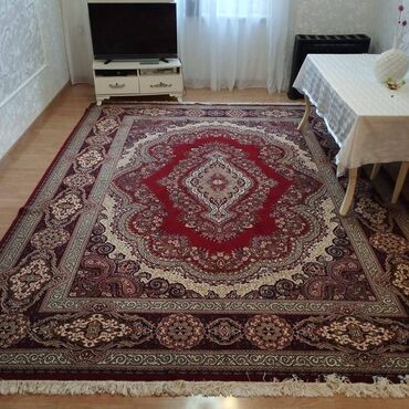 deve yunu yorgan: Ковер