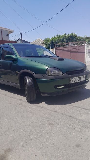 опель омега: Opel Vita: 1.4 l | 1999 il | 29000 km Hetçbek