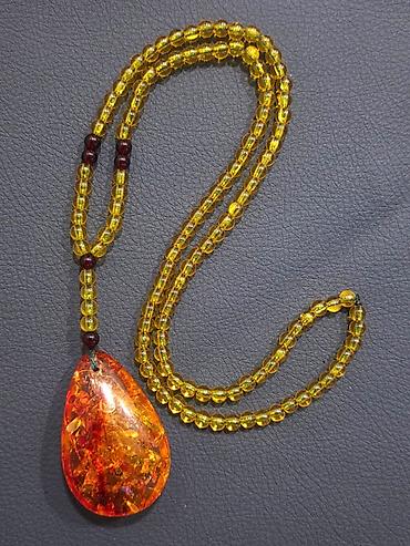 amber elixir mystery: Kəhrəba tərzində boyunbağı və iri damla asma qiymət endirildi.ZƏNG — 1