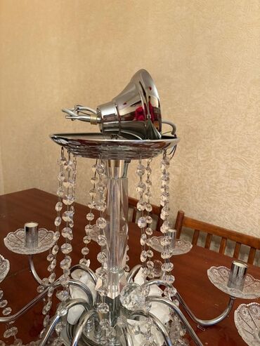 su çəni işlenmiş: Çılçıraq, 8 lampa, Metal