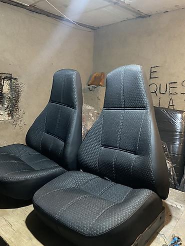 lada oturacaqlar: Satılır Köhne sdenkaları götürmək şərti ilə 300 manat Hər şeyi işlek — 1
