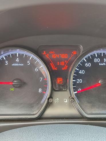 prado satisi: Nissan Note (gümüş rəng), 5 qapılı hatchback - Yanacaq: benzin - — 6