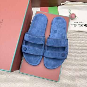 Классические сумки: ✨ Бутик стильных аксессуаров и одежды премиум-уровня ✨ Ищете люксовый — 17