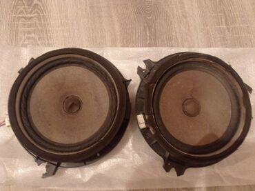 Amortizator yastıqları: 2eded prius disq kalpakti biri 10m cüt 15verem. prius şit üsdü jbl — 12