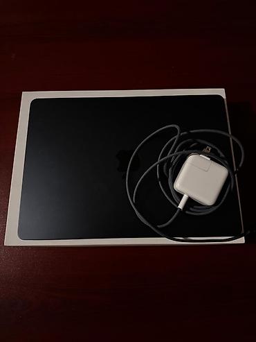Apple MacBook: Apple MacBook Air 13" (Midnight rəng) M4 (10 növə) 256/16gb 100% pil — 12