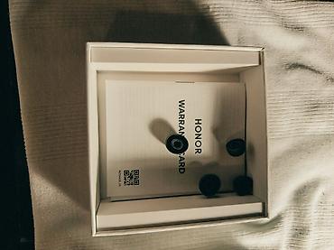 bluetooth speaker: Yeni qulaqcı 1 ay islənib aldih 20 avqust 2026 il aldih 200 satirig — 5