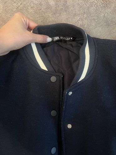 Digər kişi geyimləri: Zara trend, yüksək keyfiyyətli bomber ceket Bir dəfə geyinilib!