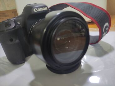 canon 450: CANON 7D 18-135mm 3.5-5.6 IS STM стекло на объектив, 2 аккумулятора