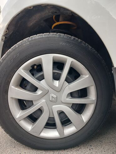 Renault: Renault Logan: 2019 г., 1.6 л, Механика, Бензин, Седан — 11