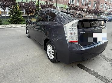 газел продажа: Toyota Prius C: 2012 г. — 6
