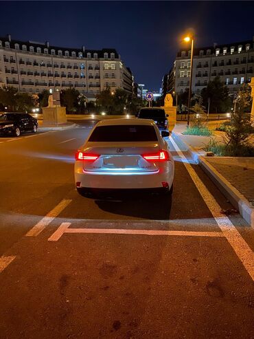 Lexus: Lexus IS: 2.5 l | 2013 il Sedan — 2