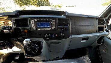 Ford: Ford Transit: 2.4 l | 2011 il 175000 km Van body type — 12