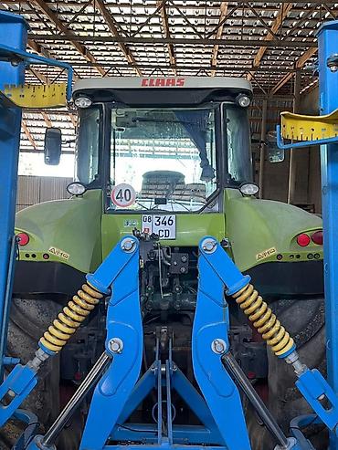 измельчители: CLAAS AXION 850 — колесный трактор высокого класса тяги Основные — 7